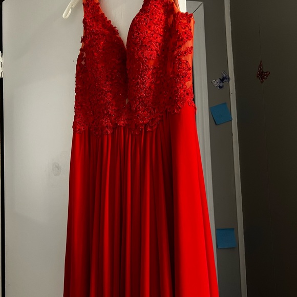 Red Homecoming Dress (Sherri Hill) - Picture 5 of 7